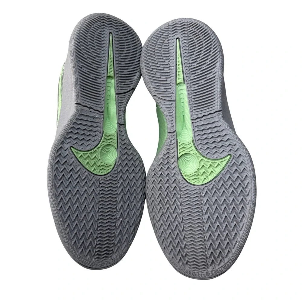 Nike Sabrina 2 WNBA Light Smoke Grey/Vapor Green FQ2174 Womens 7.5 Mens 6 NEW
